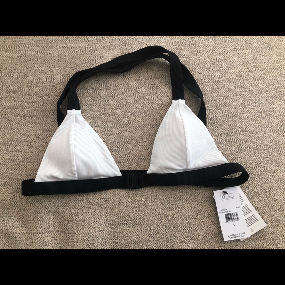 Brand New Volcom Bikini Top